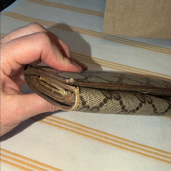 Gucci Beige and Brown GG Coated canvas and Leather Wallet - Picture 6 of 16